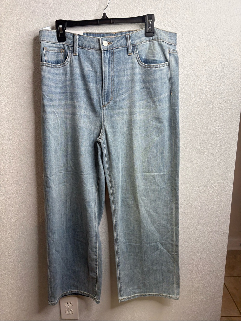 Joes The Blake High Rise Wide Leg Crop Jeans Size 33 NWT